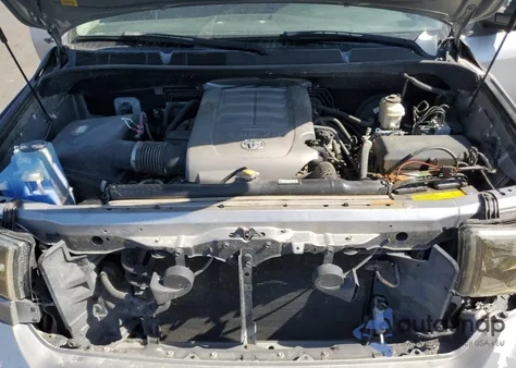 2010 Toyota Tundra Double Cab Sr5 из США, поврежденный, VIN 5TFUM5F18AX005393